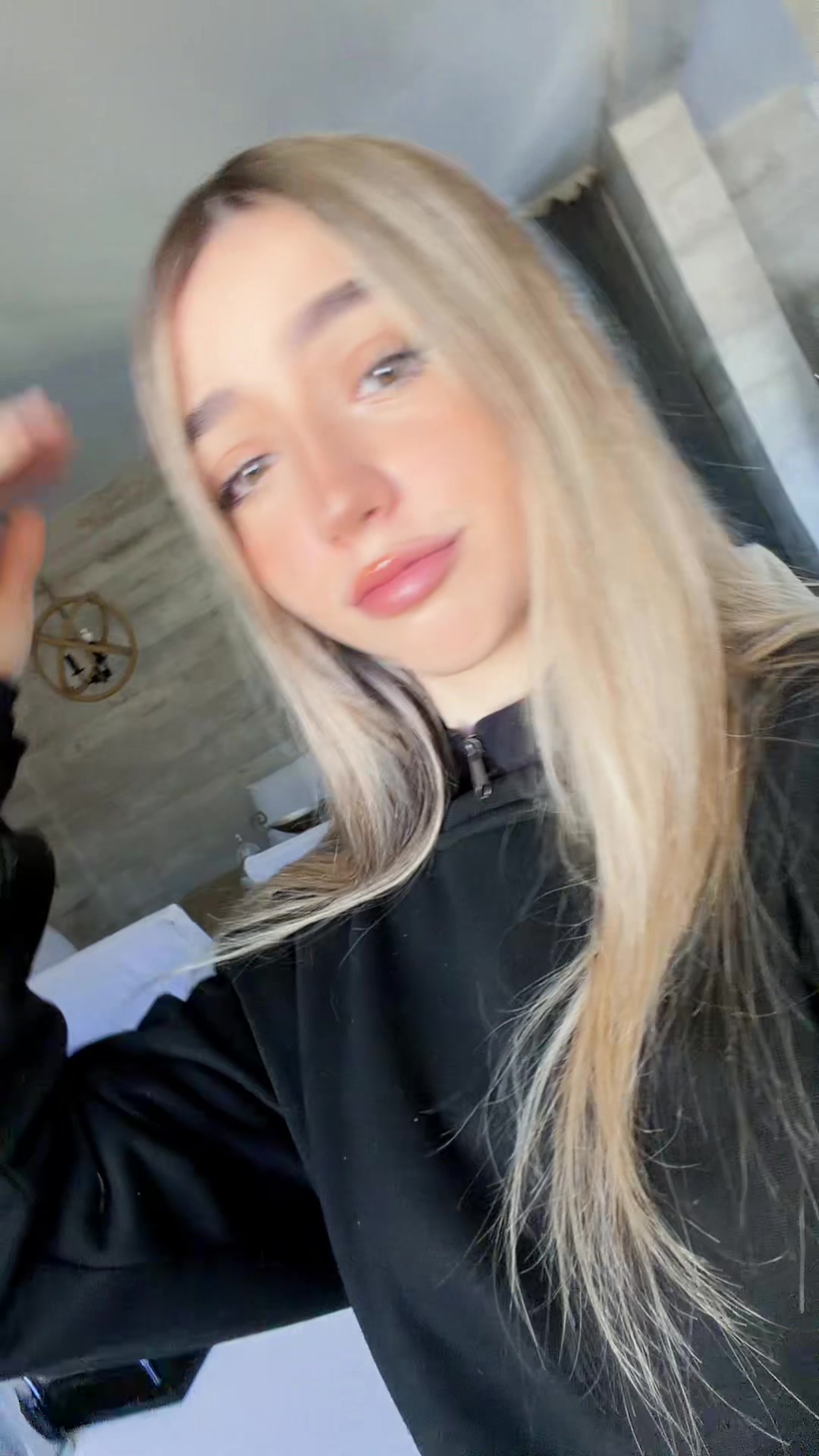 @almiivacc ⋆𖤐