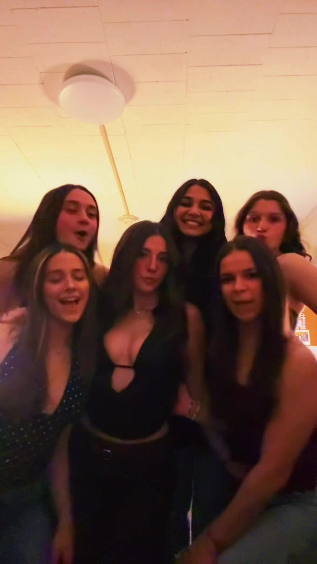 @ellieperrotti