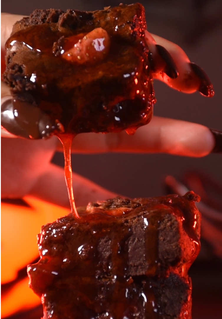 @Atomic Blondies