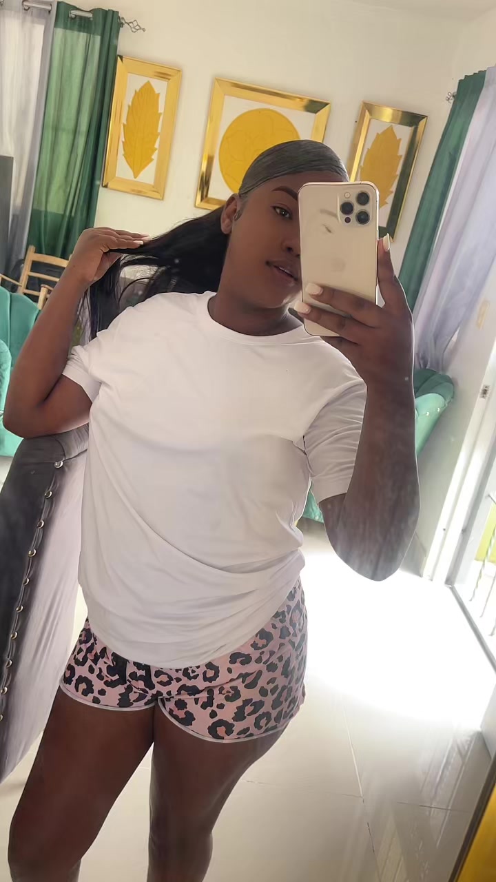 @Emeli🕷️