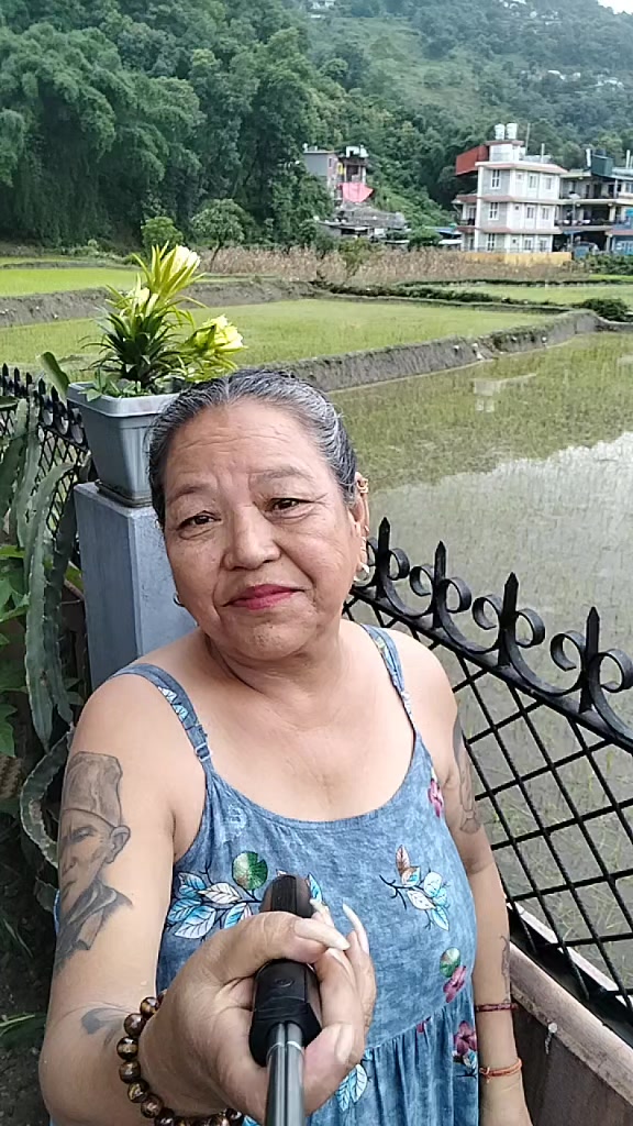 @meera gurung