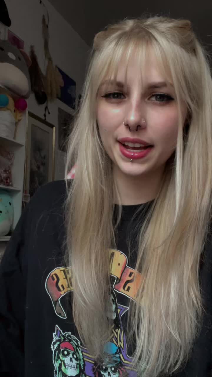 @˚♡。⋆ ༘˚✴︎ 𝓂𝒶𝓎 ✴︎˚ ༘ ⋆。♡˚