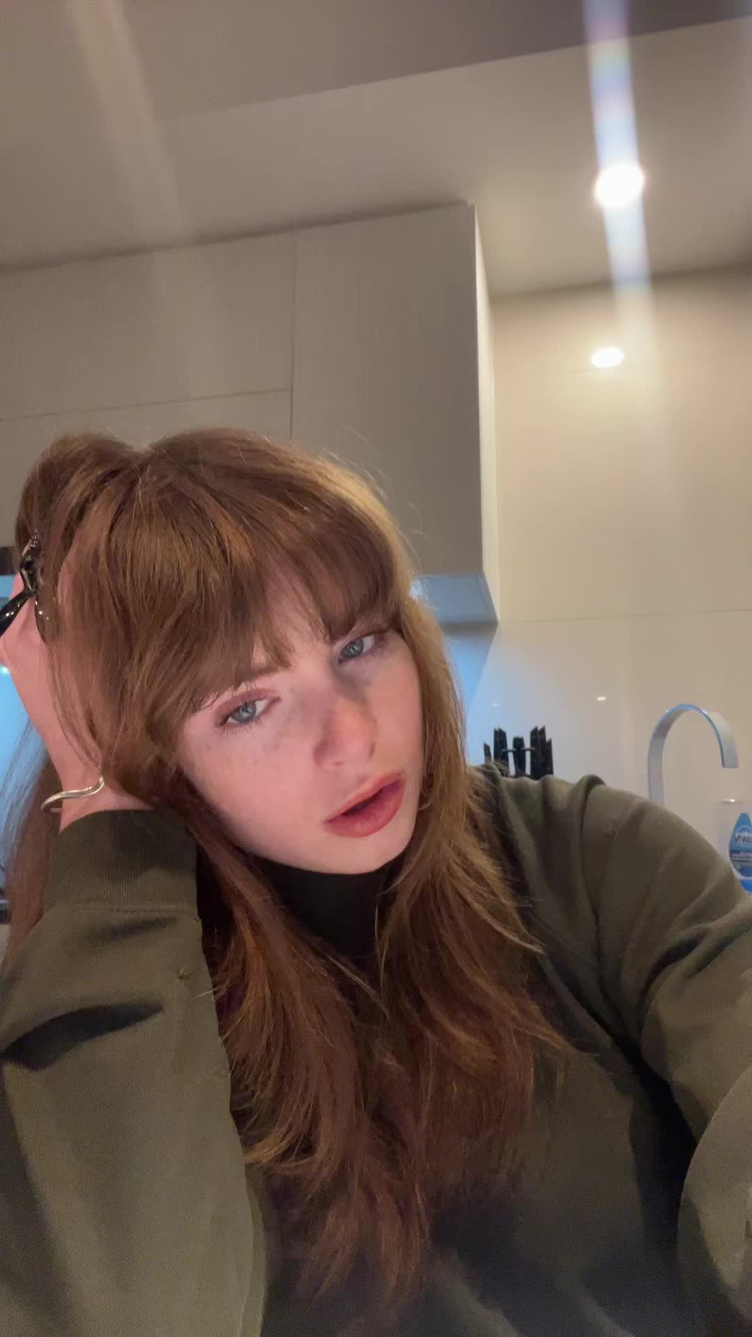 @Fi