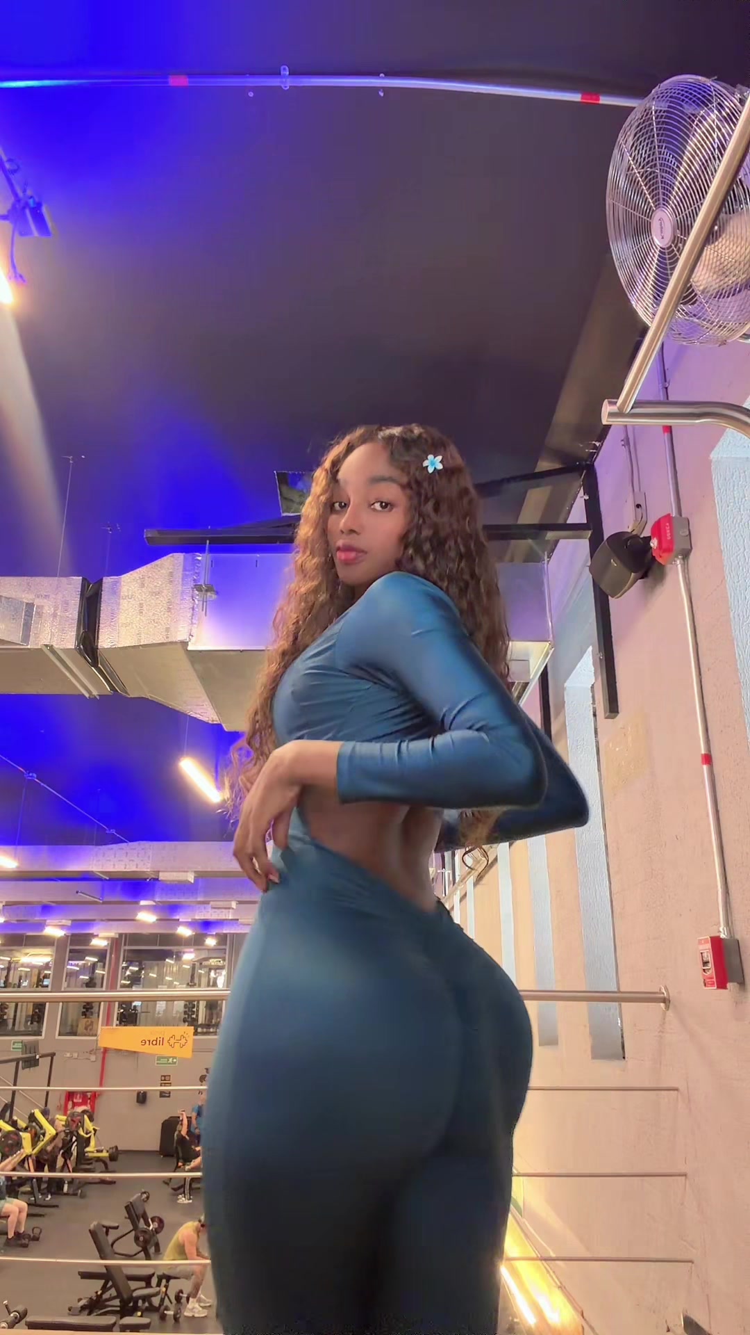 @Ebonypreciousss