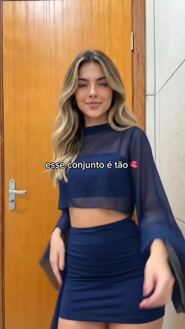 @Lara Martins