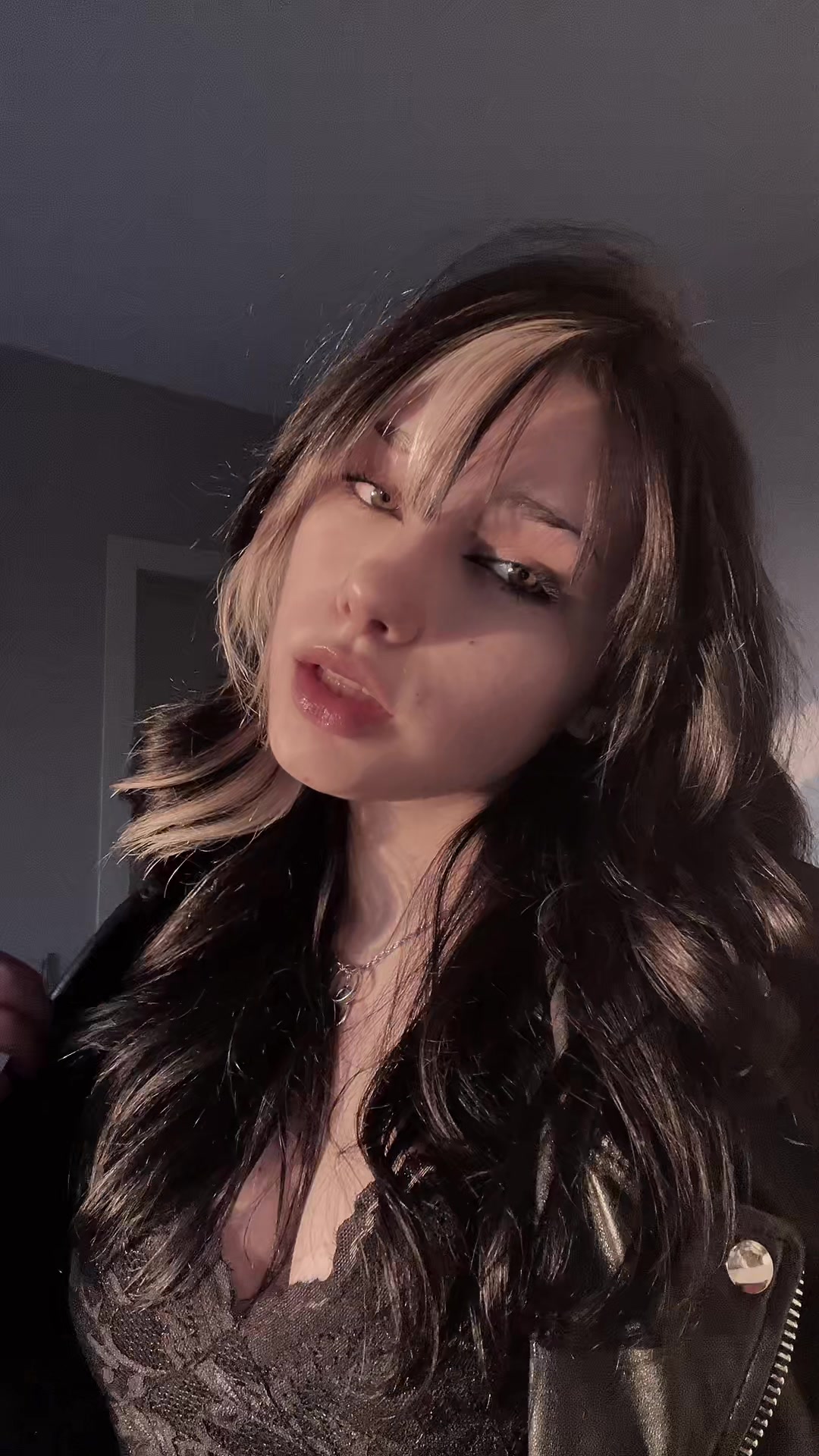 @__a_shii__