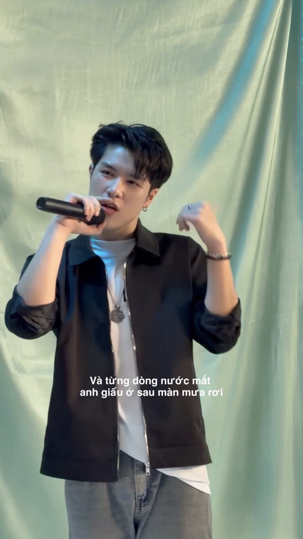 @HYO