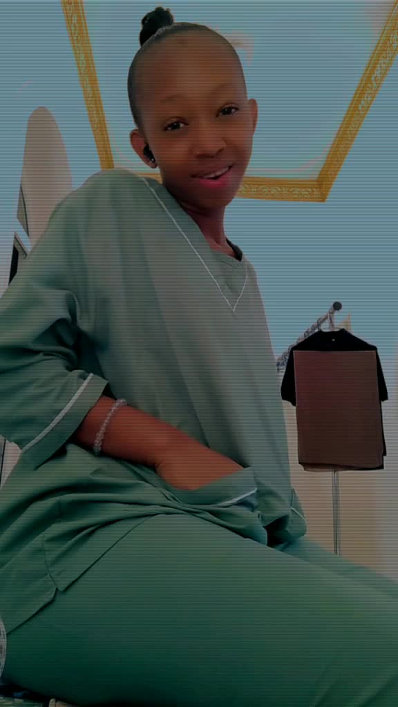 @shii🦋fineapple