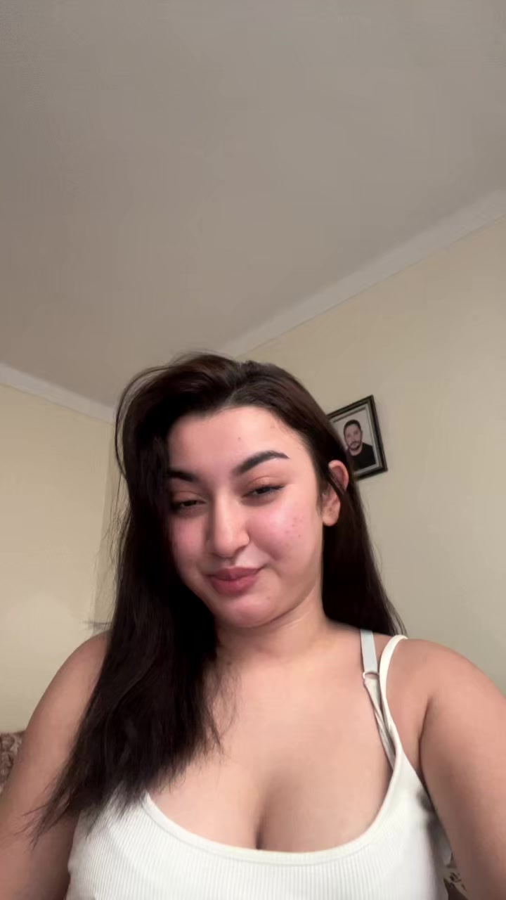 @Amina🎀