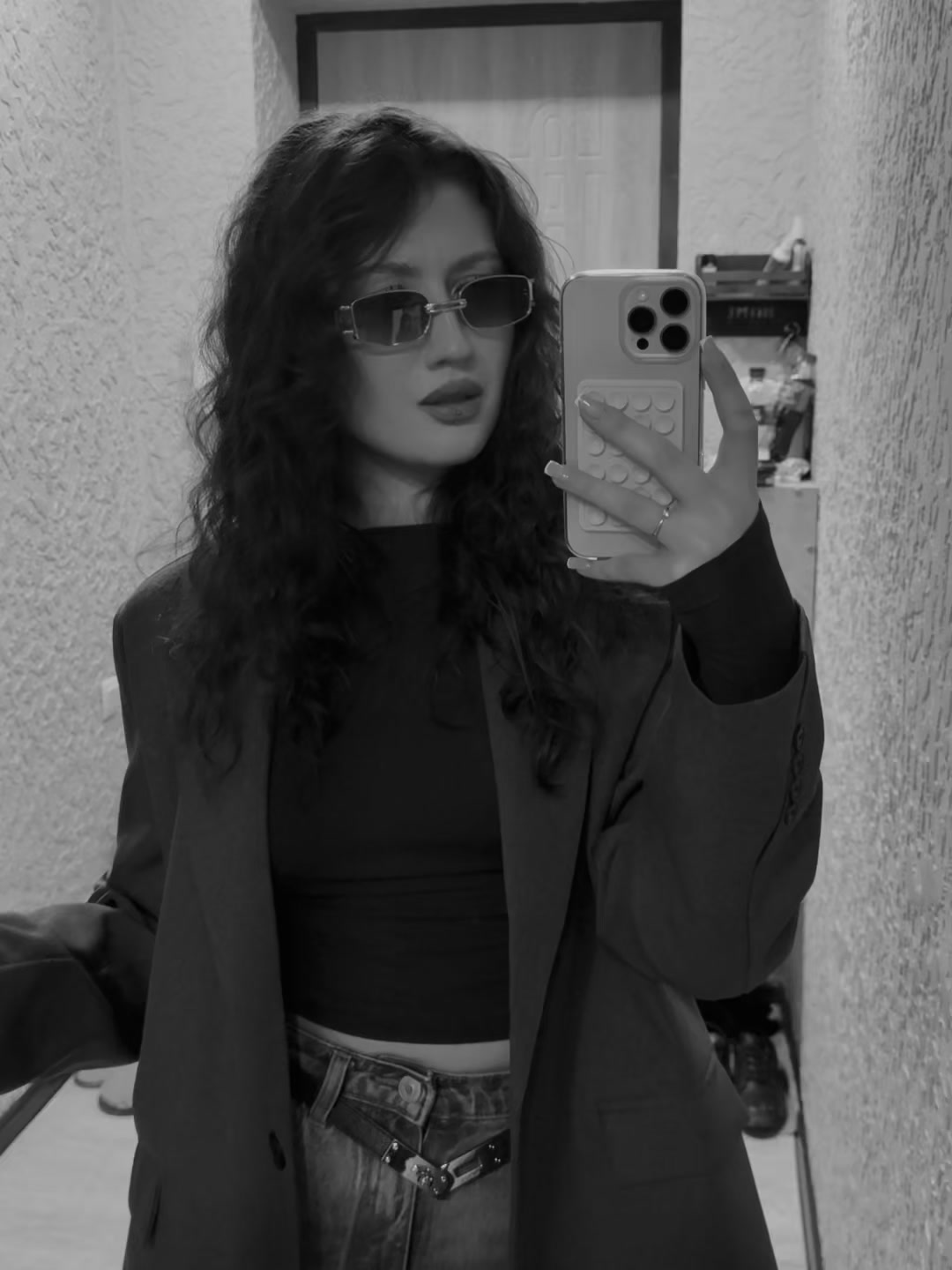 @ℰ
