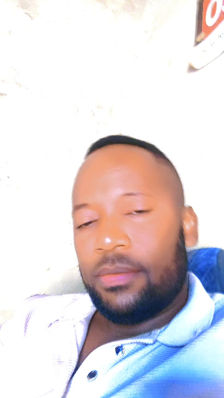 @MAN B