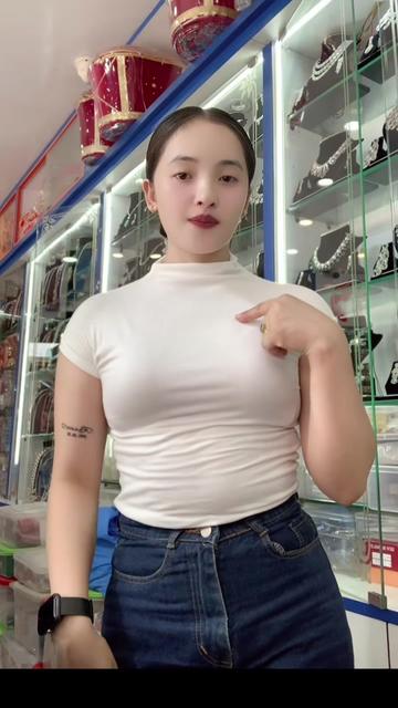 @Anita Gurung🧿