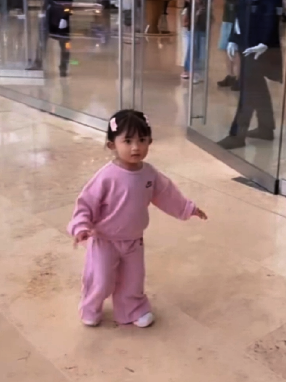 @𝐝𝐞𝐤 𝐂𝐮𝐧𝐝𝐚 ᥫ᭡