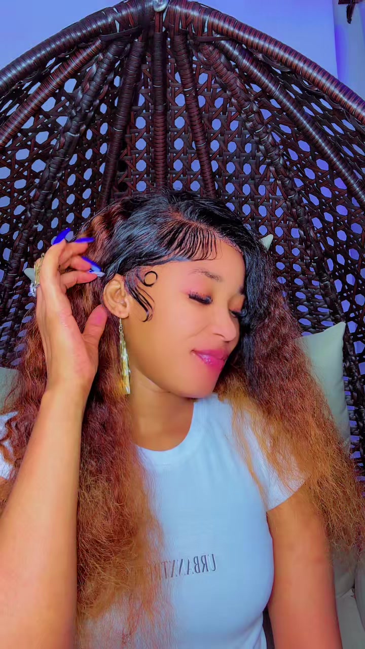 @👑ᵟᵁᴱᴱᴺ𝓢𝓱𝓲𝓵𝓪 𝓚𝓮𝓵𝓵𝔂
