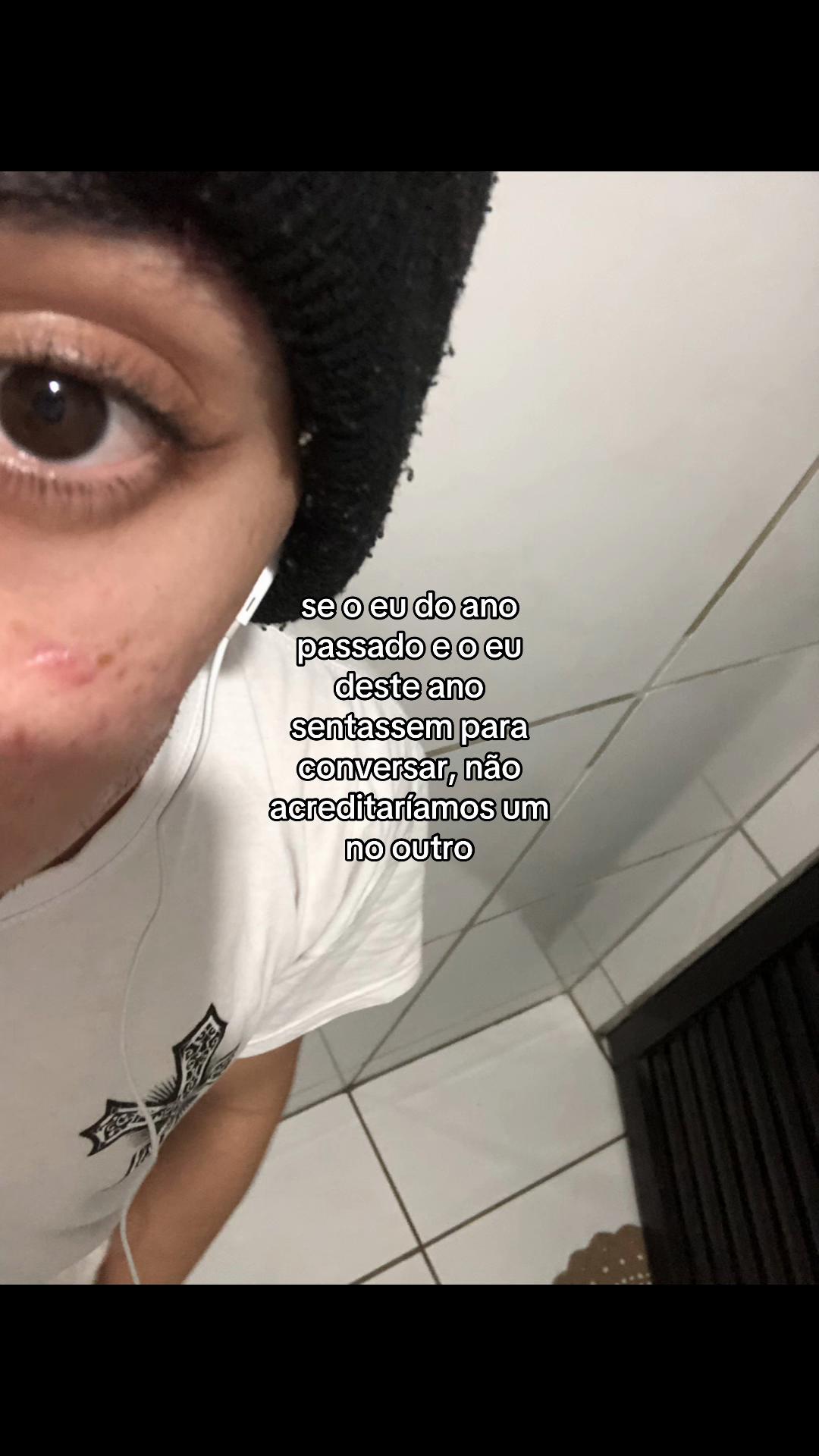 @✮