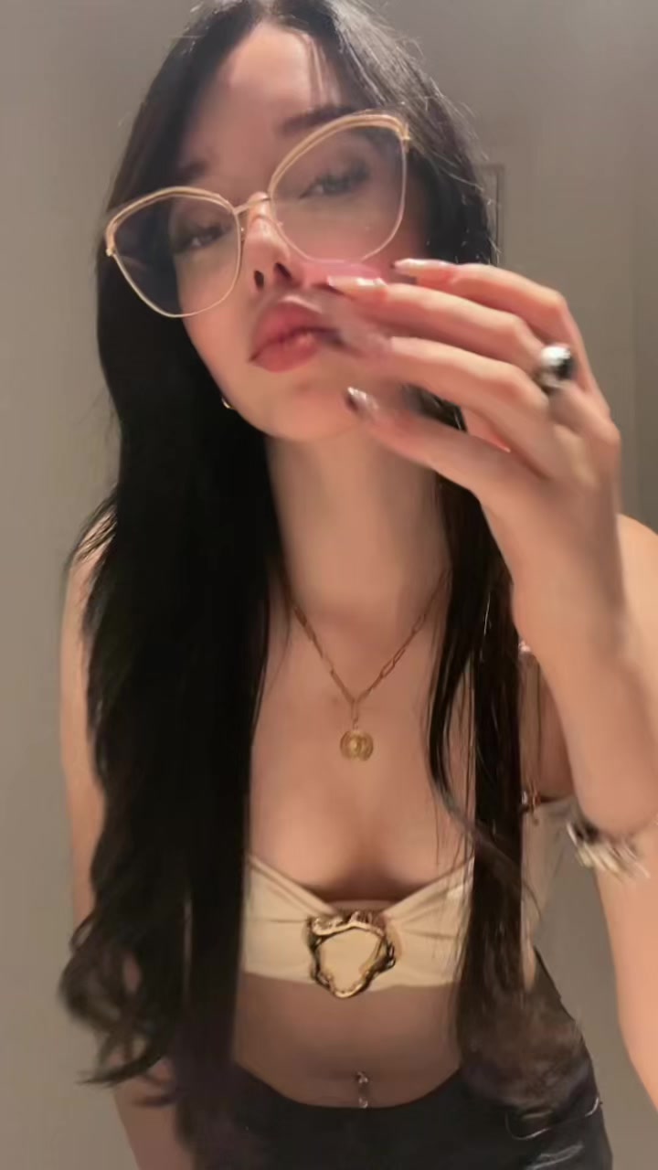 @𝓑𝓪𝓻𝓫𝓲𝓮 𝓥
