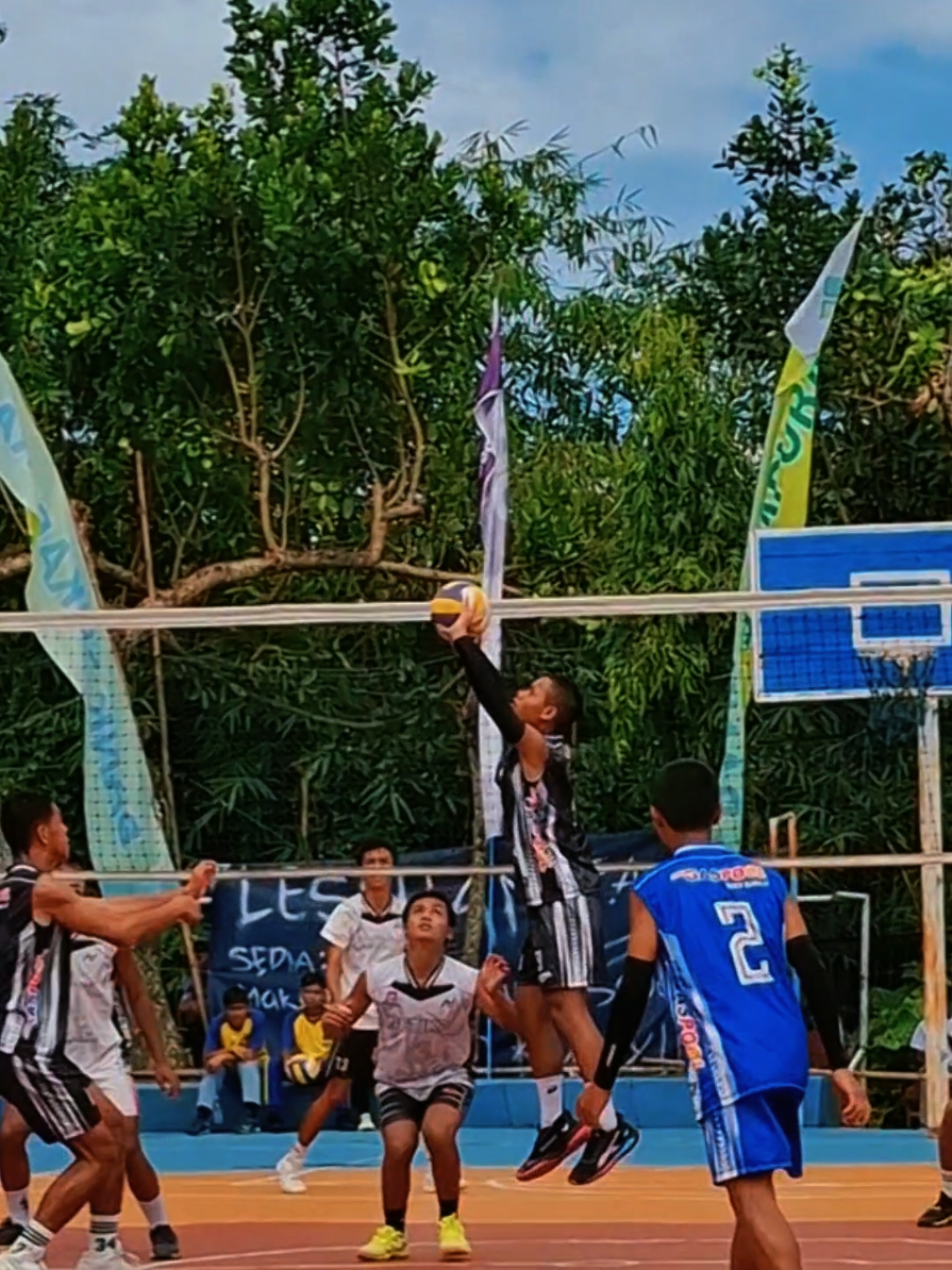 @ACADEMY GASPOOL VOLLYBALL