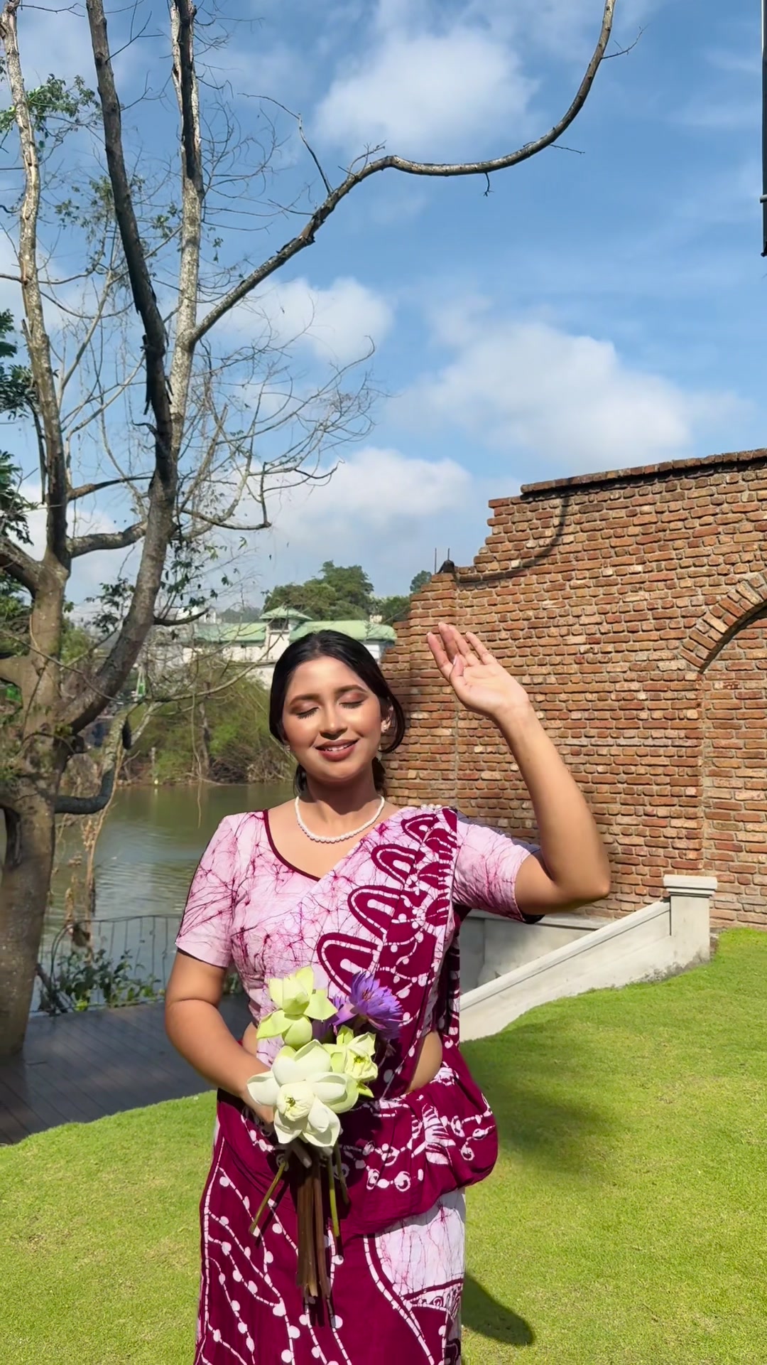 @Sareepota