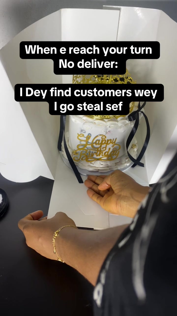 @pastryboxx
