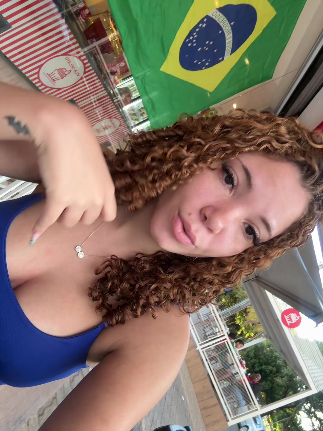 @Anny