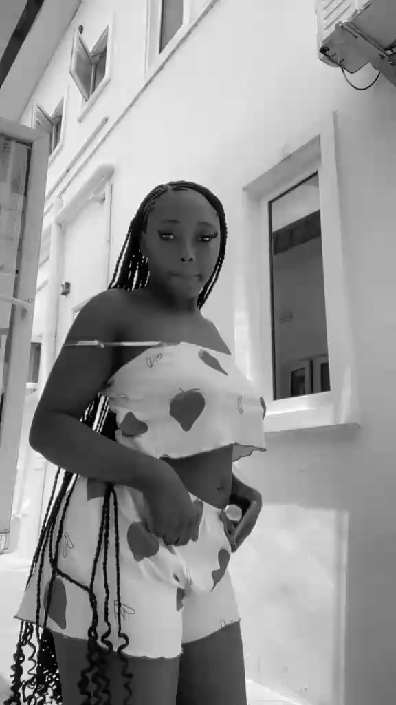 @feyikemi