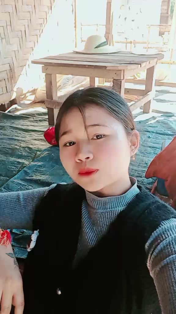 @💬 Ĥ&oslash;ṃ ယုမ်ႉ☺️