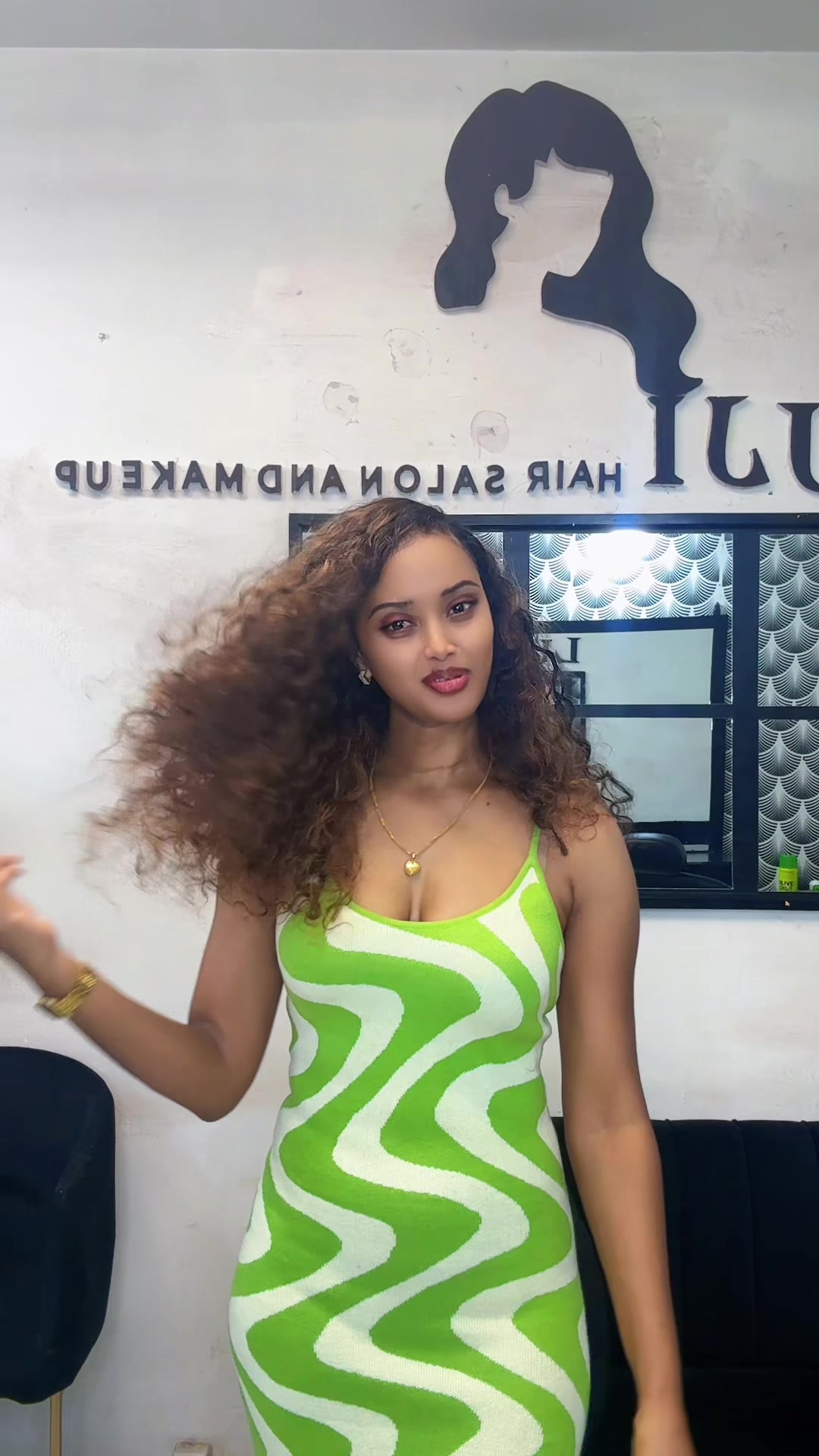 @Rahel__
