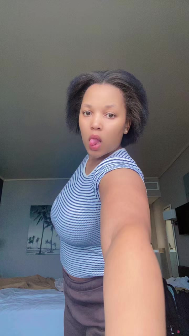 @Ntombizenkcubeko🌸