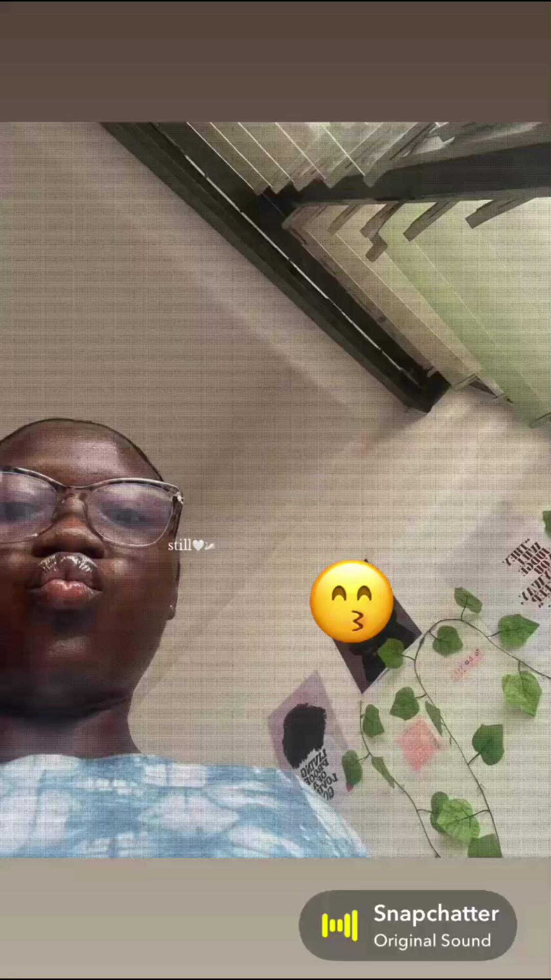@Jeyah_23