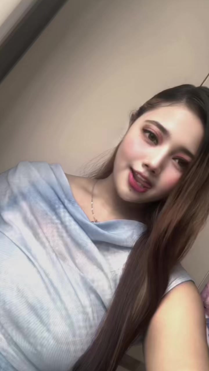 @🇧🇩Nupur🇨🇳