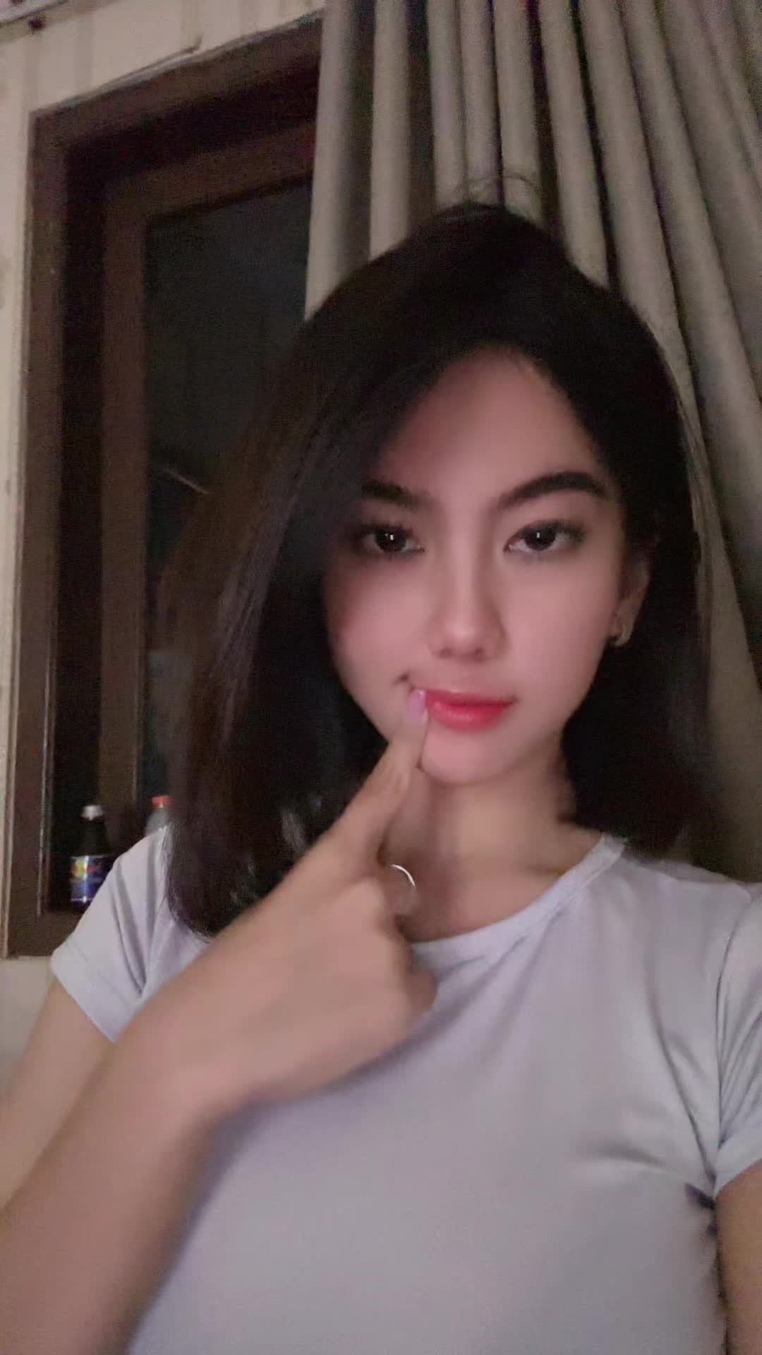 @adhia