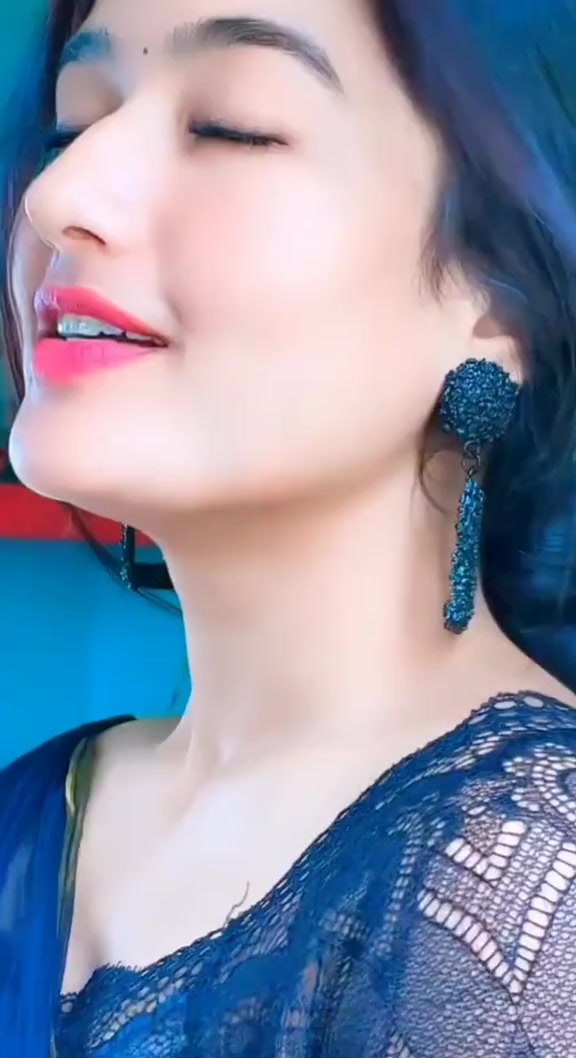 @zainab khan
