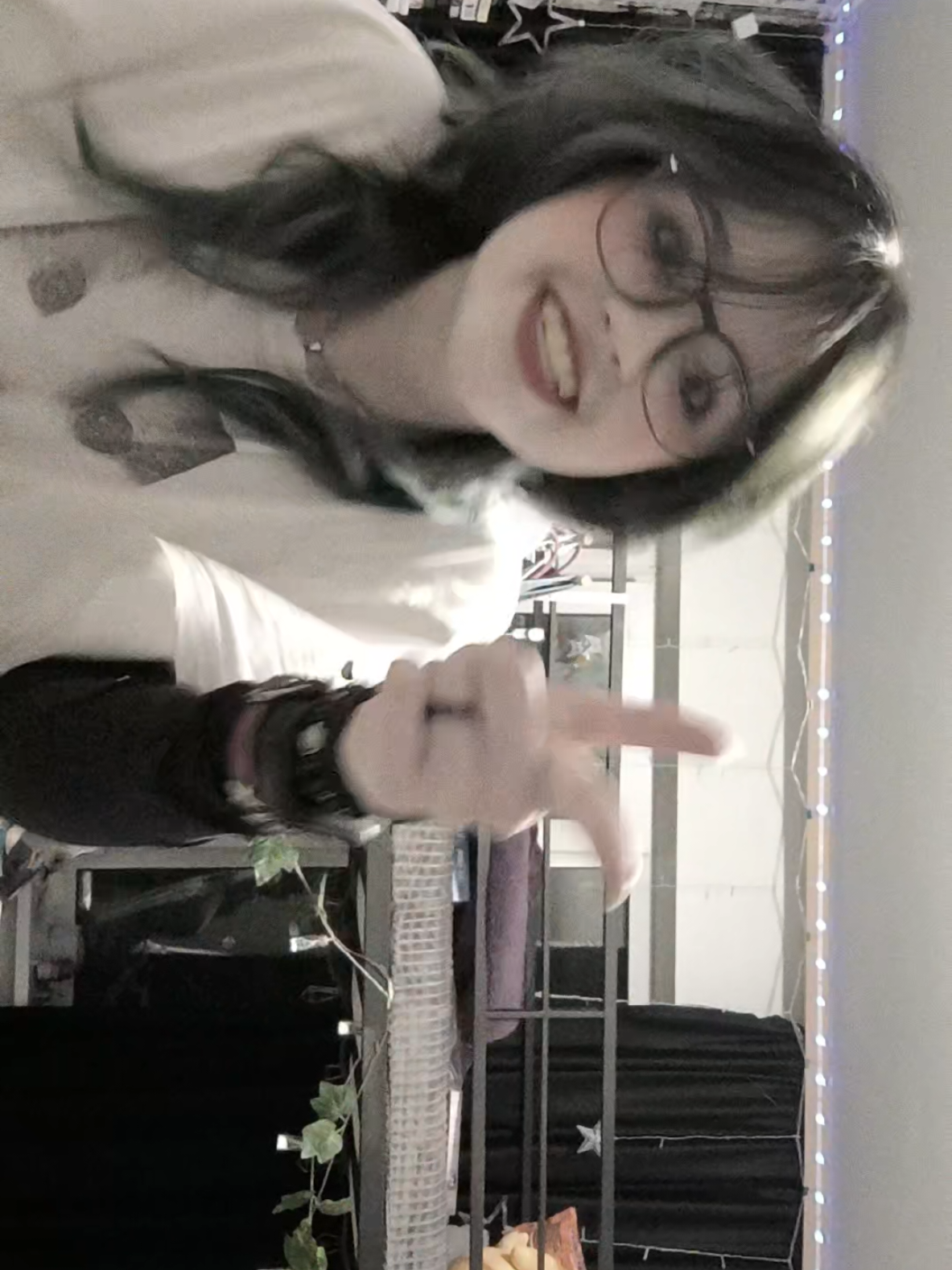 @Sashok.meow><