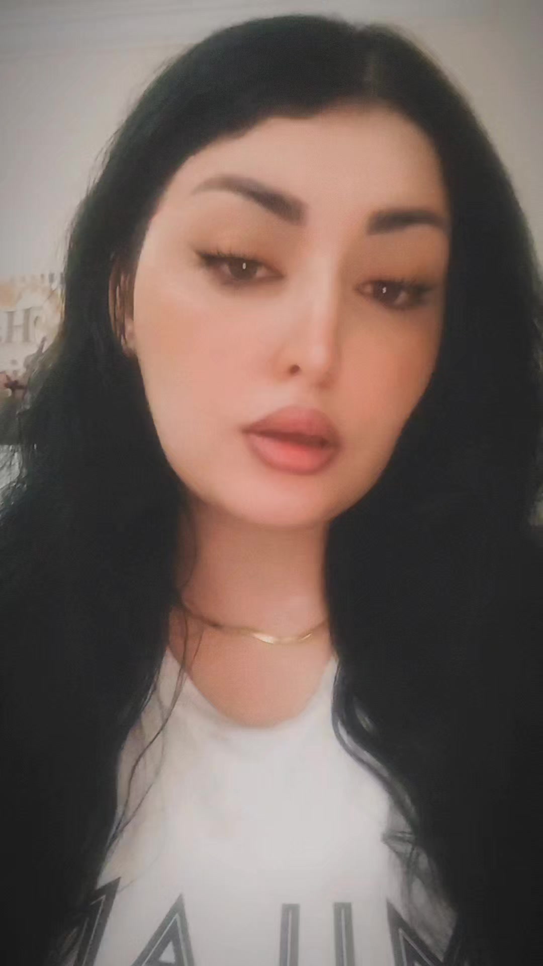 @miral❤️🦀🇹🇳🇶🇦♀️💍💄👠👑👗