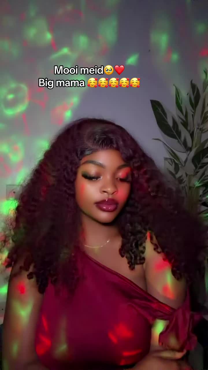 @QUEENMOTHER👑PUBLIC FIGURE👑