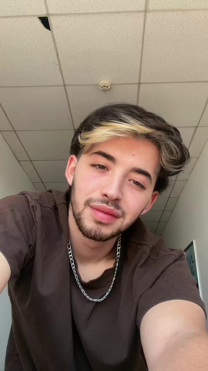 @Oussama🇨🇳