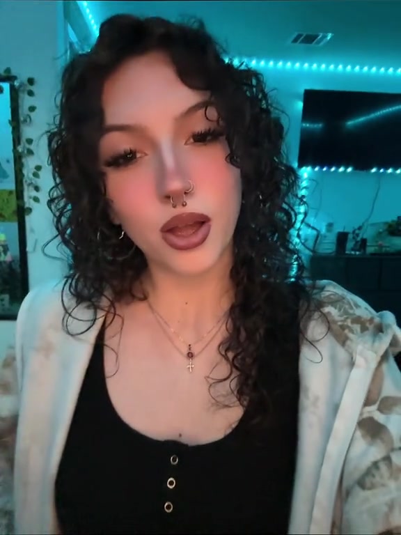 @lexiii