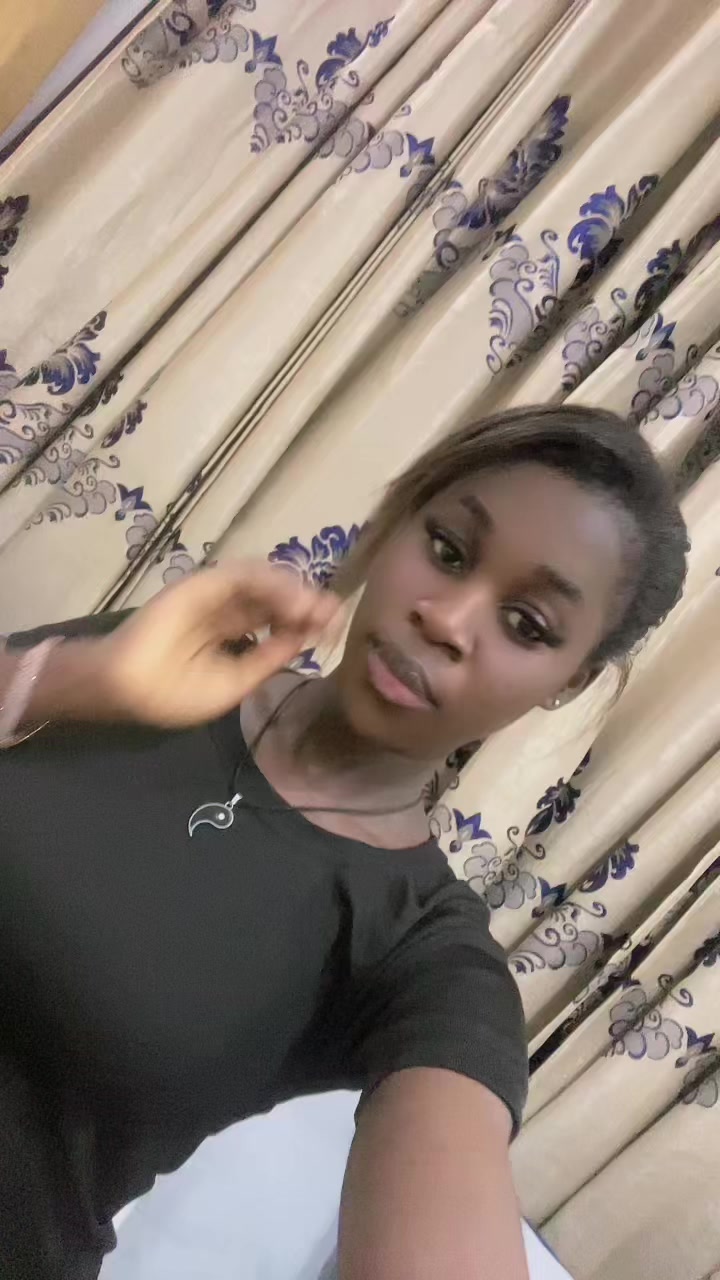 @Amena🤍🧶