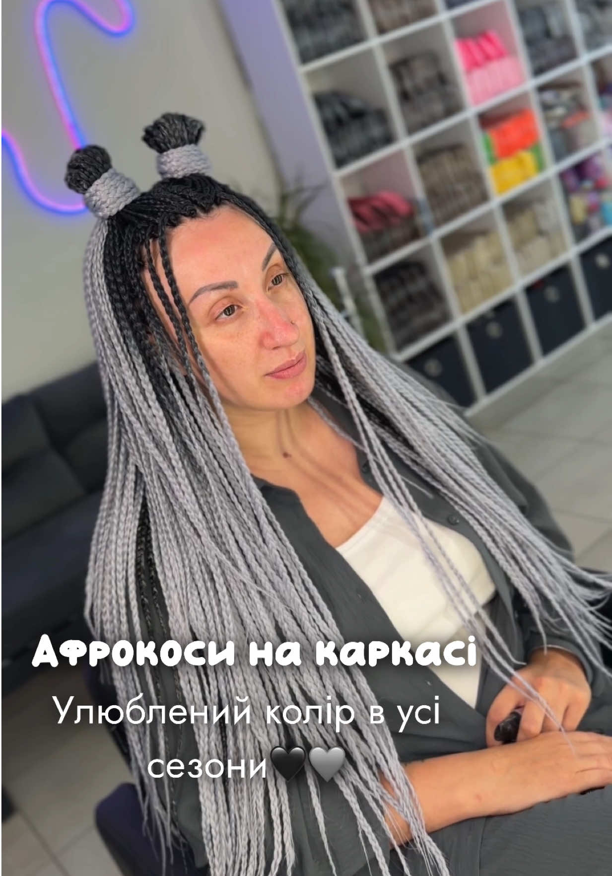 @AnnaAfro