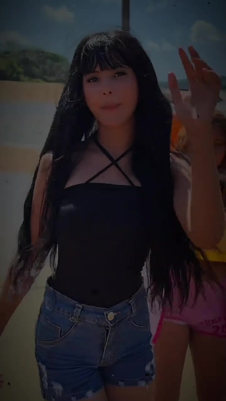 @Clara ama irmãs terra🦋