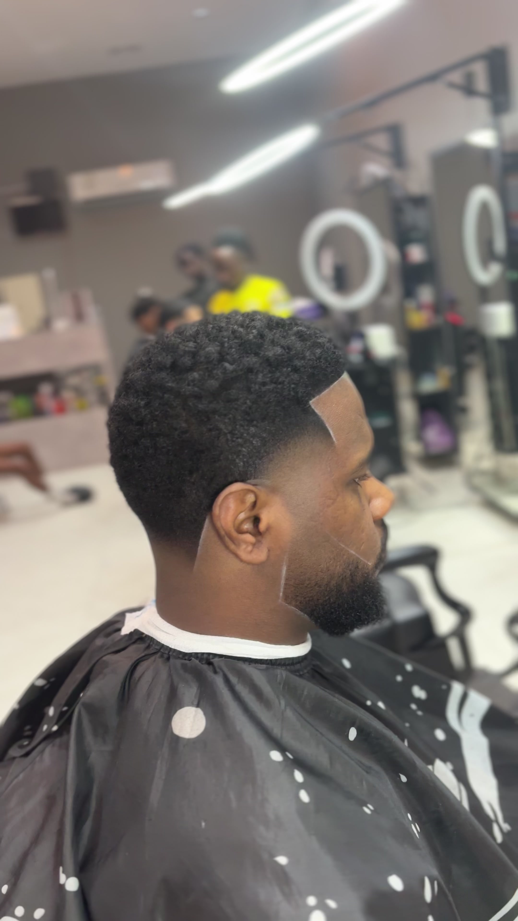 @K G CUTZ