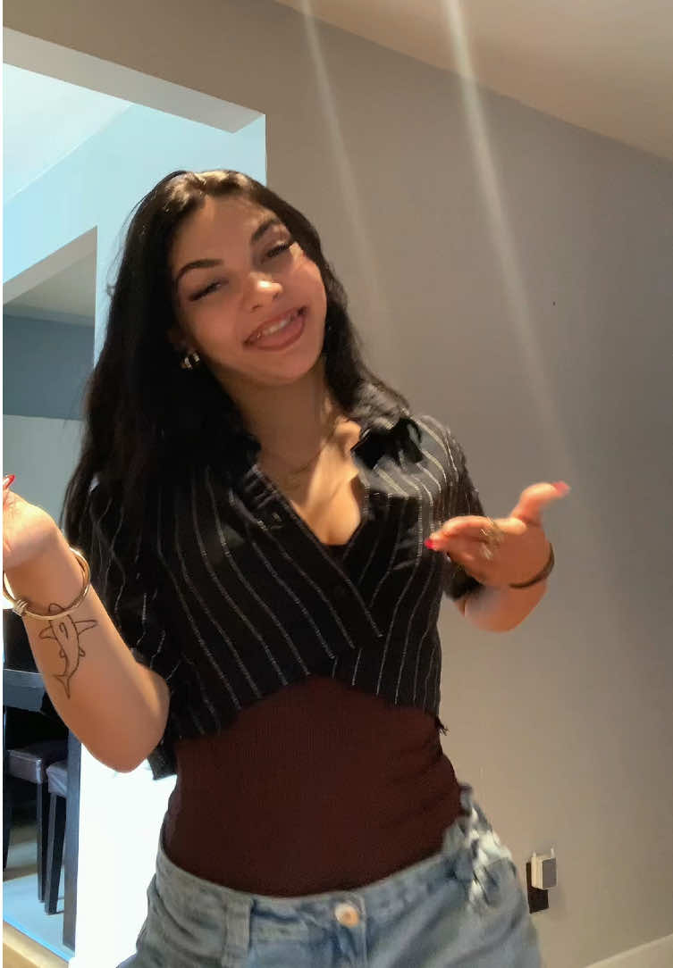 @janyeve_jobin