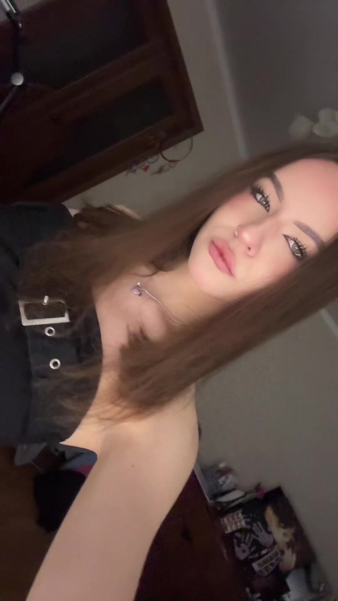 @полина