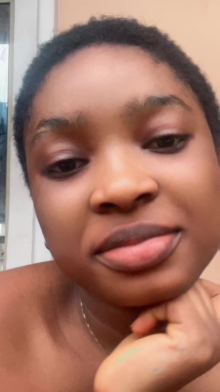 @Ezinne 🤍🩷