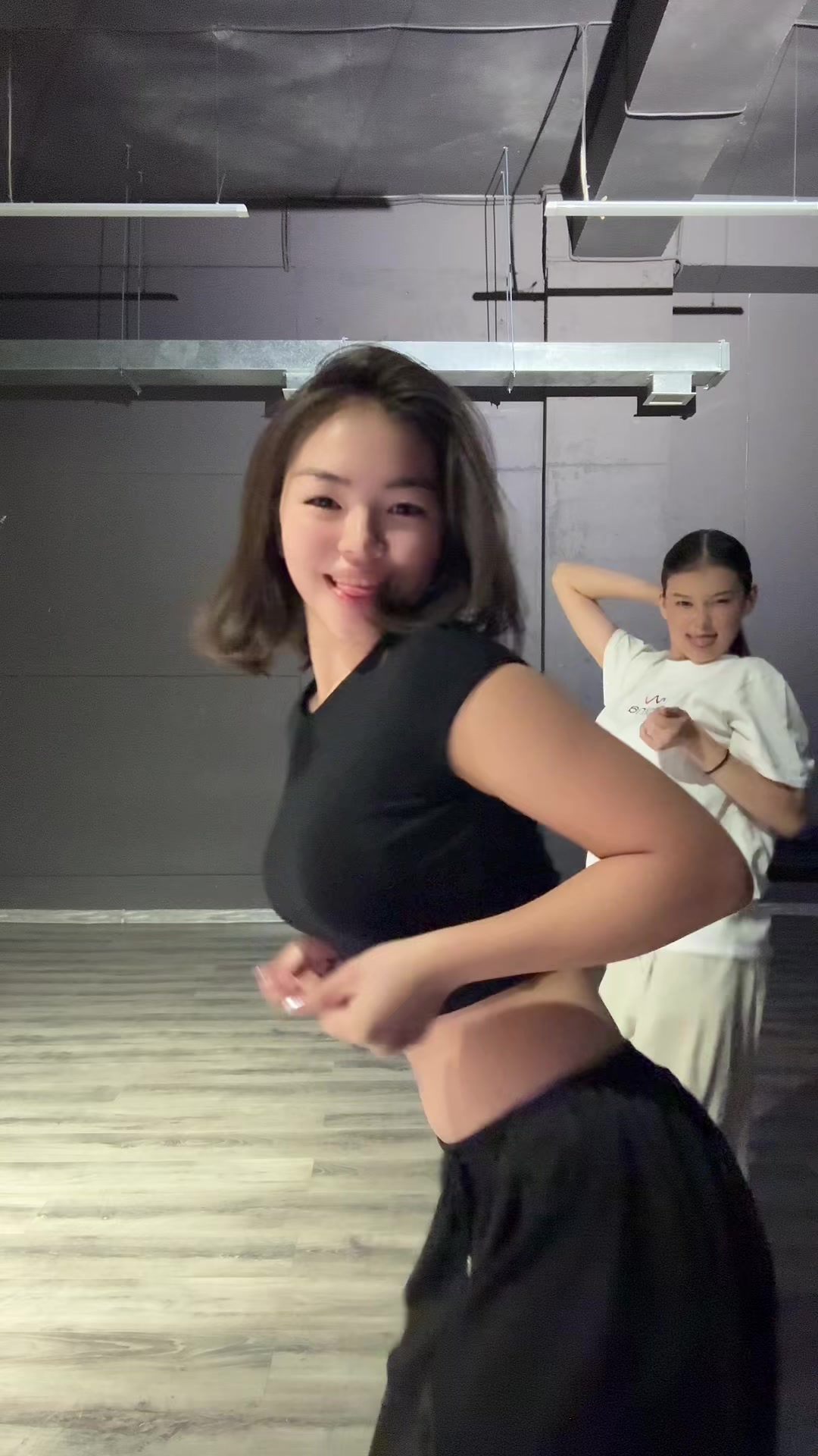 @iriskaa02