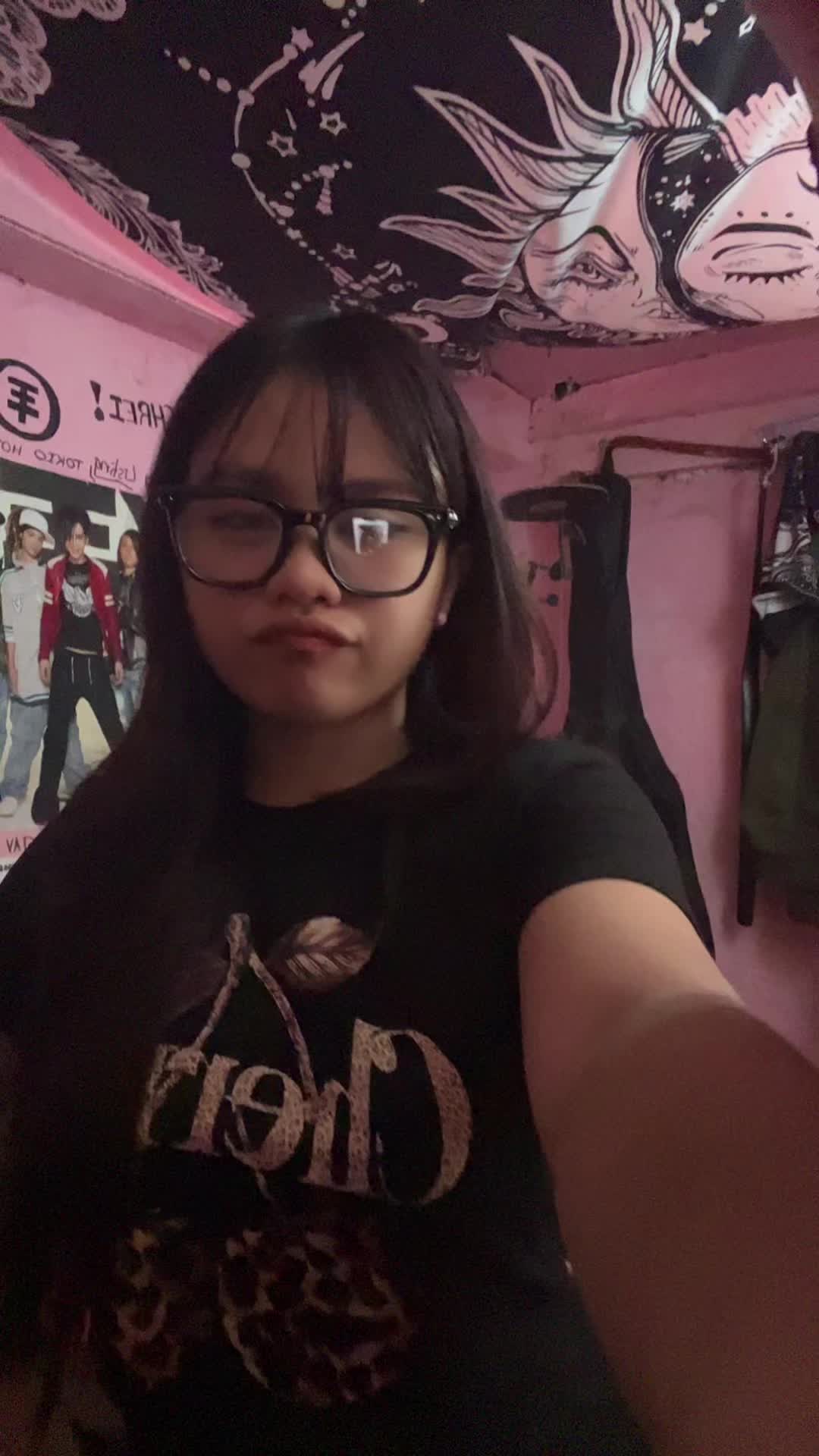 @Angela