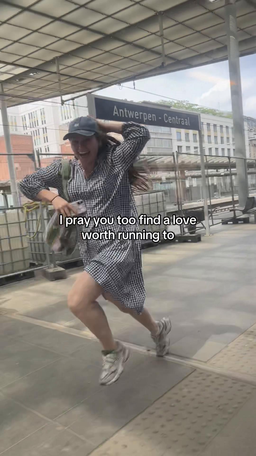 @A N L Y N