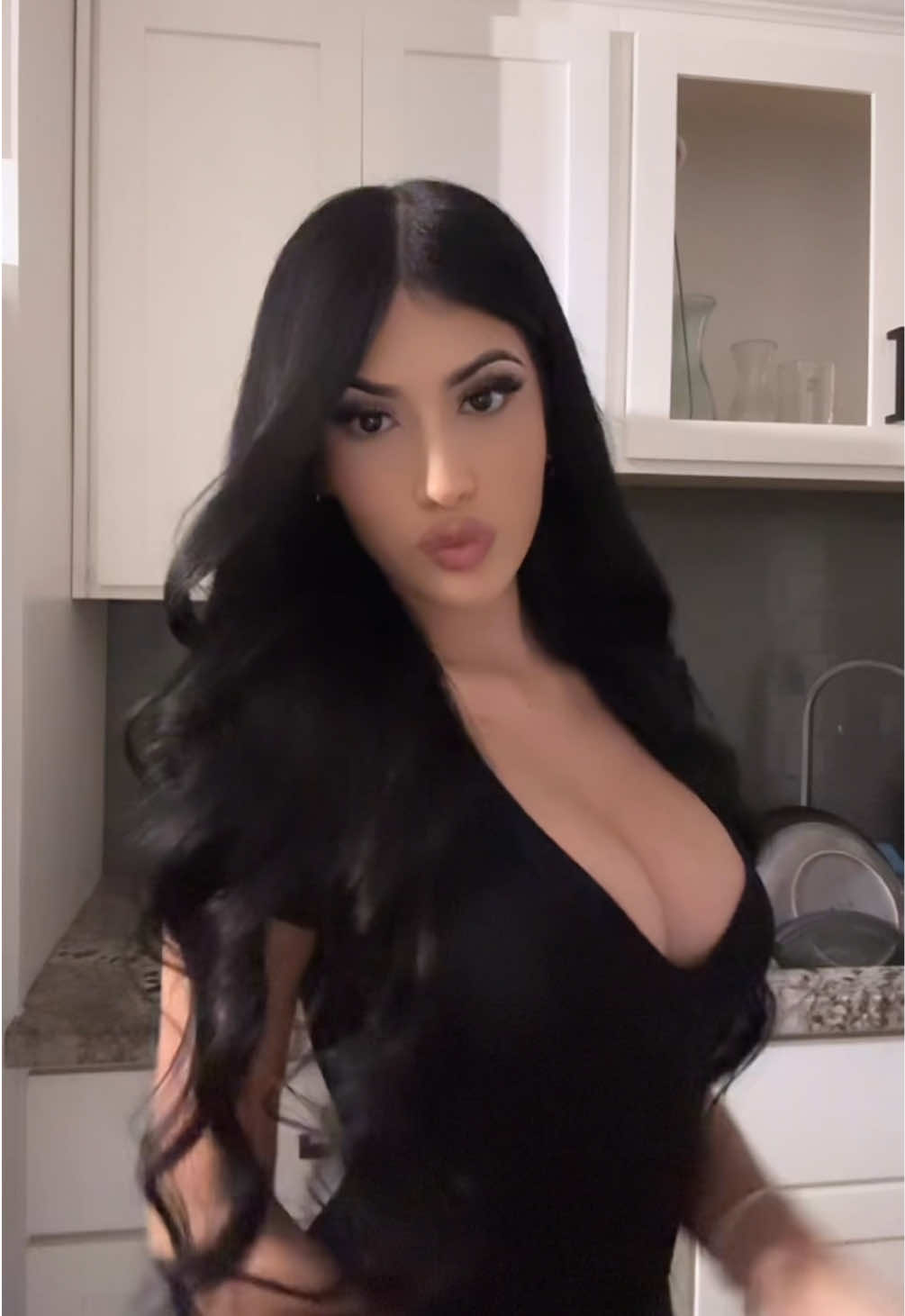 @lillyana