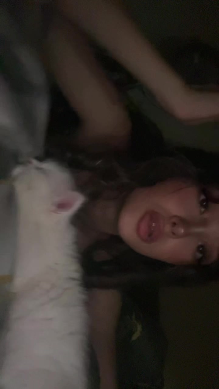 @elena