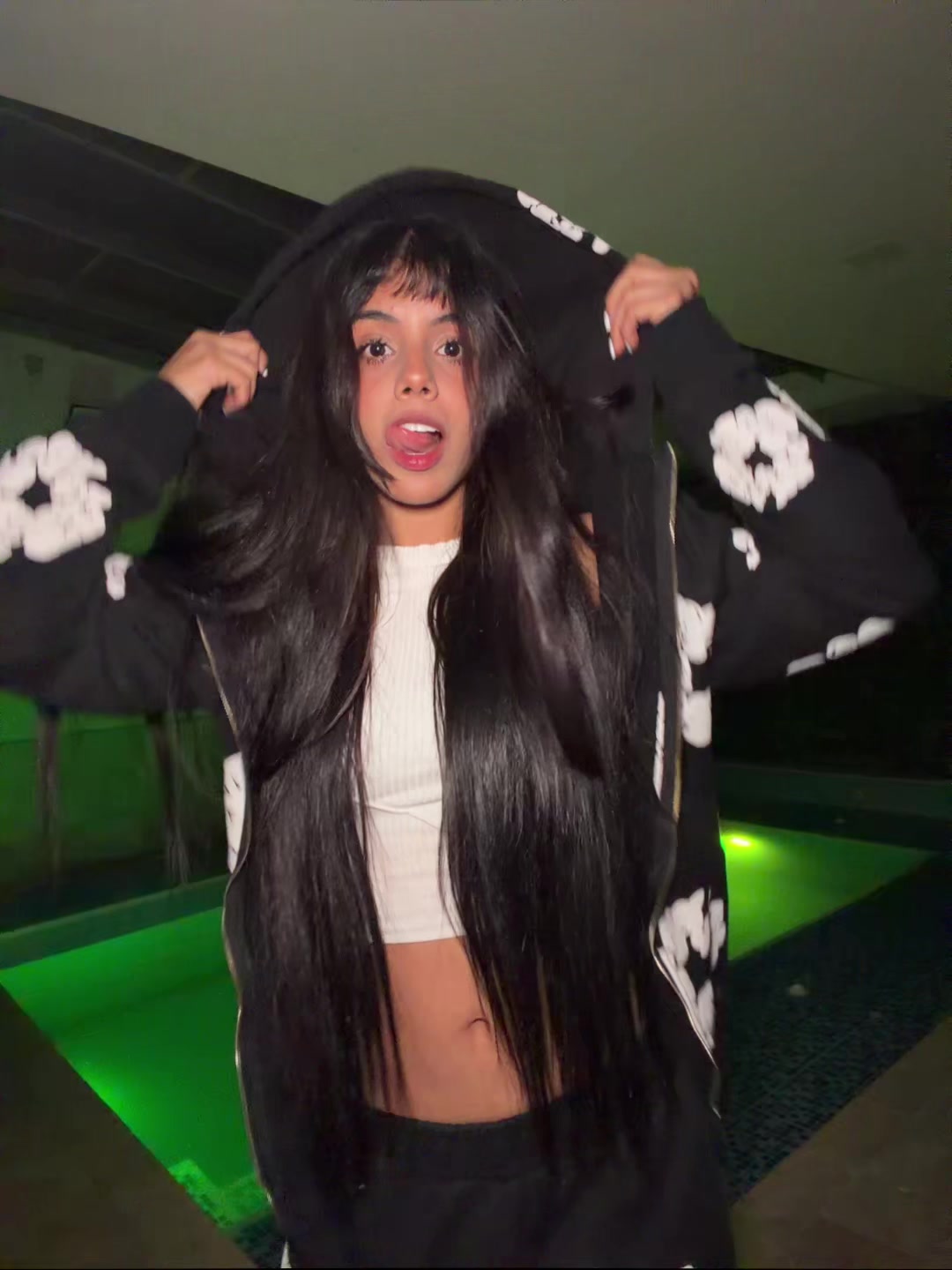 @Valentina